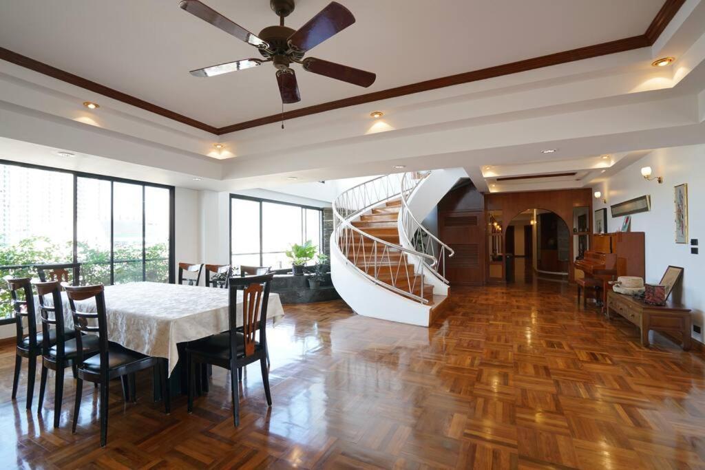 Rooftop Paradise & Koi Pond-6br Hideaway@icon Siam Rumah percutian Bangkok
